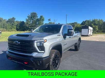 New 2026 Chevrolet Silverado 2500 LT w/ Trail Boss Package