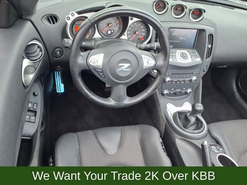 Used 2019 Nissan 370Z Touring Sport image 12