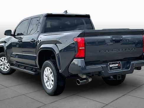Used 2025 Toyota Tacoma SR5 RWD image 11