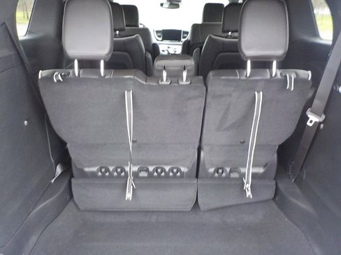 New 2026 Chrysler Pacifica Limited w/ S Appearance Package image 12