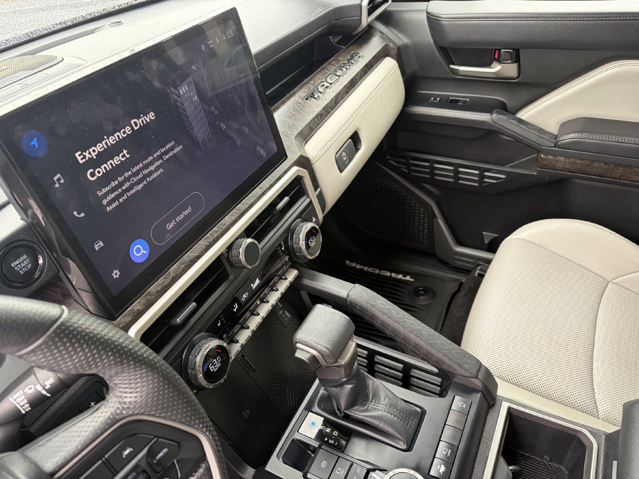 Used 2025 Toyota Tacoma Limited AWD/4WD image 28