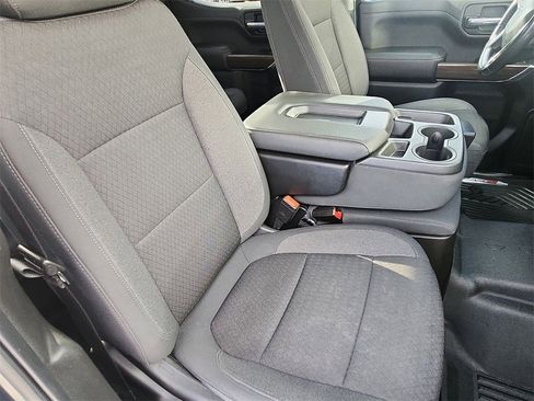 Used 2021 Chevrolet Silverado 1500 RST image 27