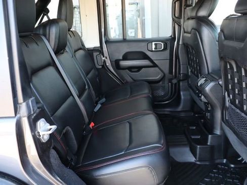 Used 2018 Jeep Wrangler Unlimited Rubicon AWD/4WD image 44