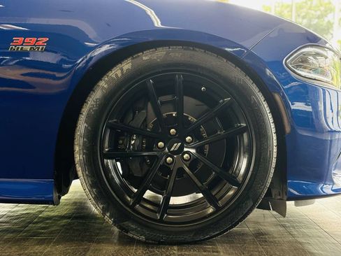 Used 2022 Dodge Charger Scat Pack w/ Dynamics Package RWD image 26