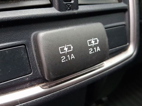 Used 2020 Subaru Forester Premium AWD/4WD image 14