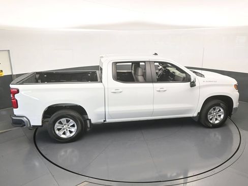 Used 2025 Chevrolet Silverado 1500 LT RWD image 38