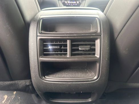 Used 2023 Cadillac XT5 Premium Luxury image 18