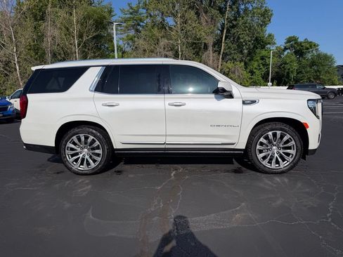 Used 2021 GMC Yukon Denali w/ Denali Ultimate Package AWD/4WD image 5