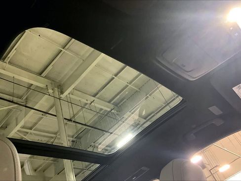 Used 2026 GMC Acadia Elevation w/ Elevation Premium Package image 14