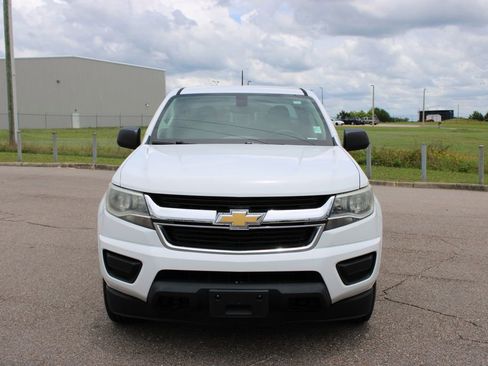 Used 2017 Chevrolet Colorado W/T w/ WT Convenience Package AWD/4WD image 4