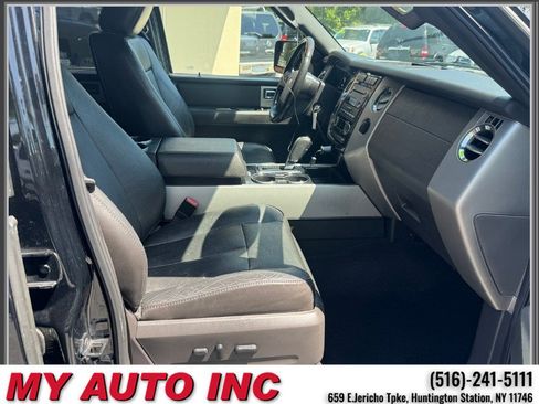 Used 2012 Ford Expedition Limited AWD/4WD image 23