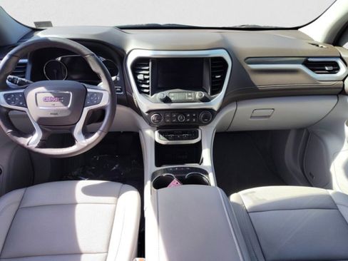 Used 2023 GMC Acadia SLT w/ Technology Package AWD/4WD image 12