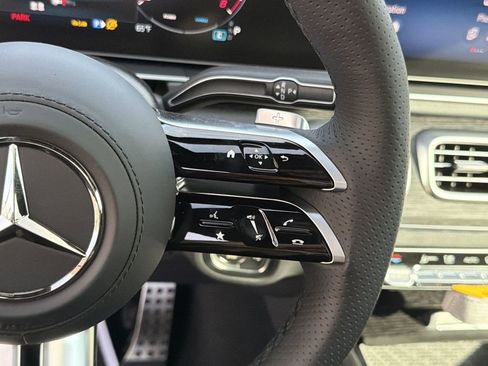 New 2026 Mercedes-Benz GLS 580 4MATIC image 26
