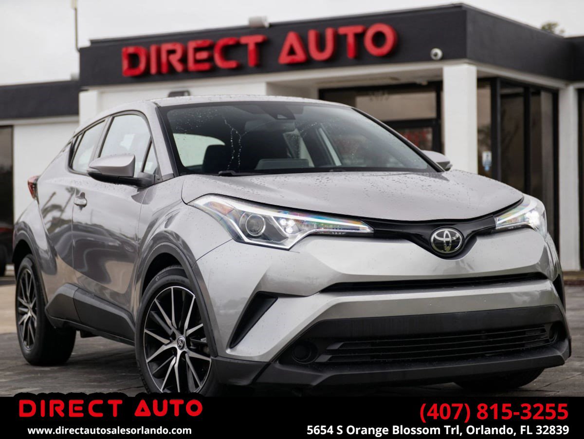 Used 2019 Toyota C-HR LE FWD image 1