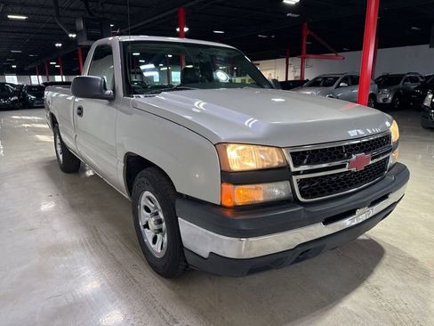 Used 2006 Chevrolet Silverado 1500 W/T image 8