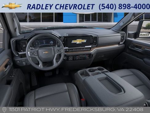 New 2025 Chevrolet Silverado 2500 LT image 15