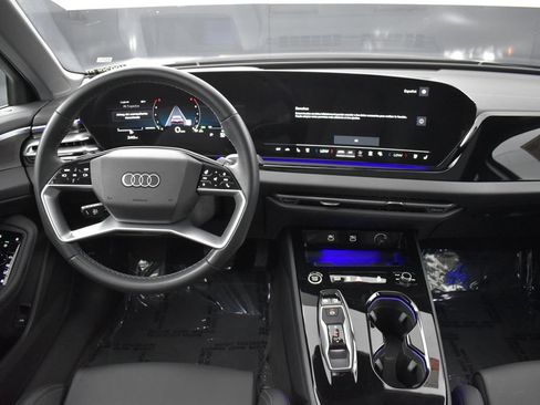 Used 2025 Audi A5 2.0T Premium Plus w/ Premium Plus AWD/4WD image 11