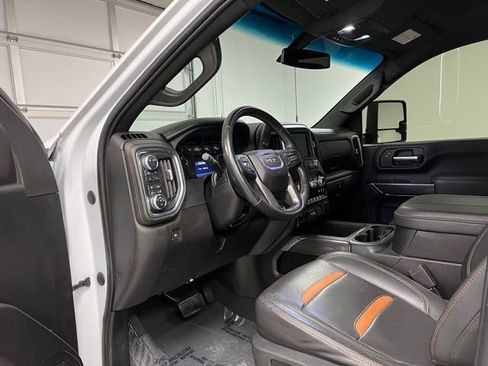Used 2023 GMC Sierra 2500 AT4 w/ Gooseneck/5TH Wheel Package AWD/4WD image 18