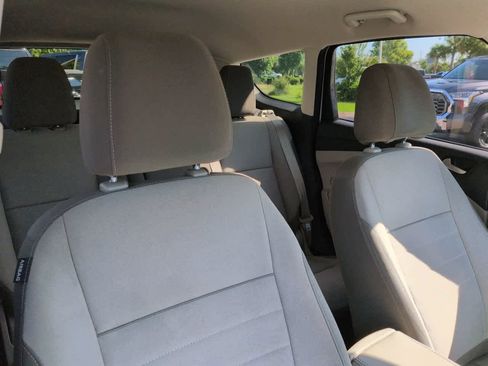 Used 2015 Ford Escape SE FWD image 7