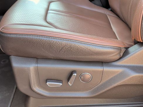 Used 2023 Ford Expedition Max King Ranch RWD image 10