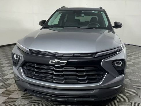 New 2026 Chevrolet TrailBlazer LT w/ Convenience Package AWD/4WD image 3