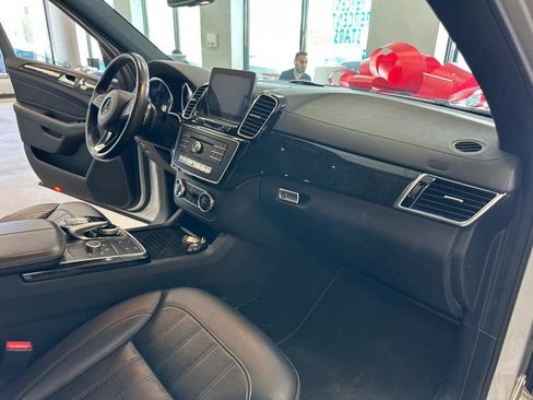 Used 2017 Mercedes-Benz GLS 450 GLS 450 4MATIC SUV image 36