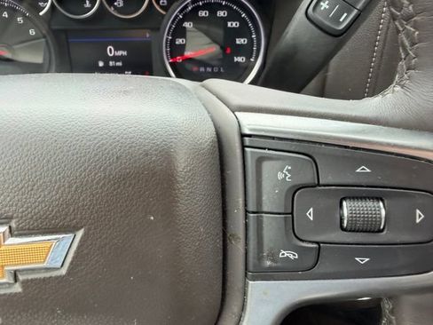 Certified 2022 Chevrolet Silverado 1500 LTZ AWD/4WD image 20