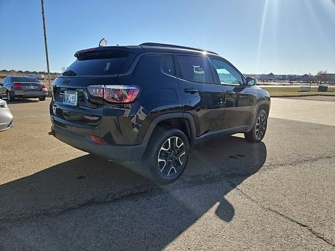 Used 2020 Jeep Compass Trailhawk image 6