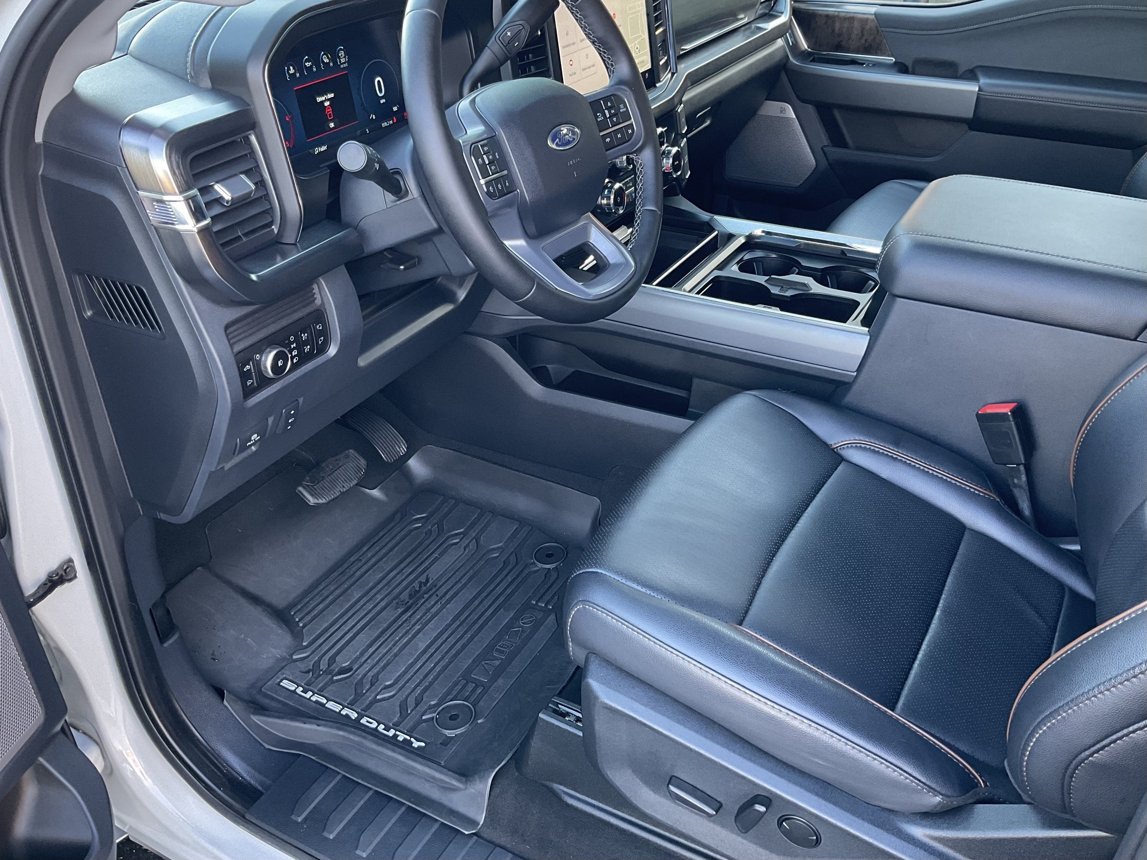 Used 2025 Ford F350 Lariat AWD/4WD image 23