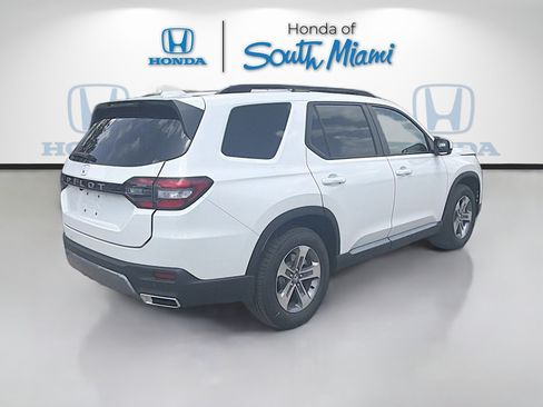 New 2026 Honda Pilot EX-L image 7