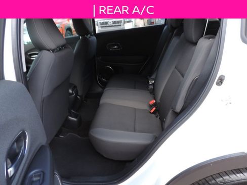 Used 2022 Honda HR-V EX image 16