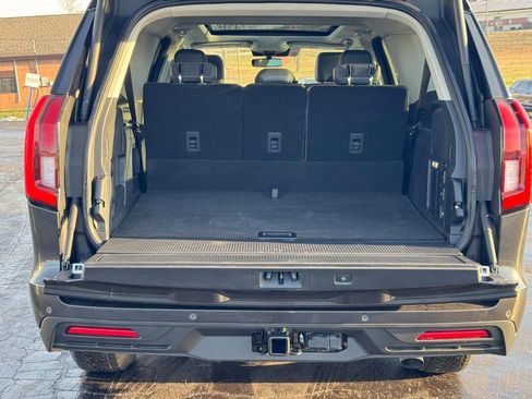 Used 2025 Ford Expedition Max Active image 5