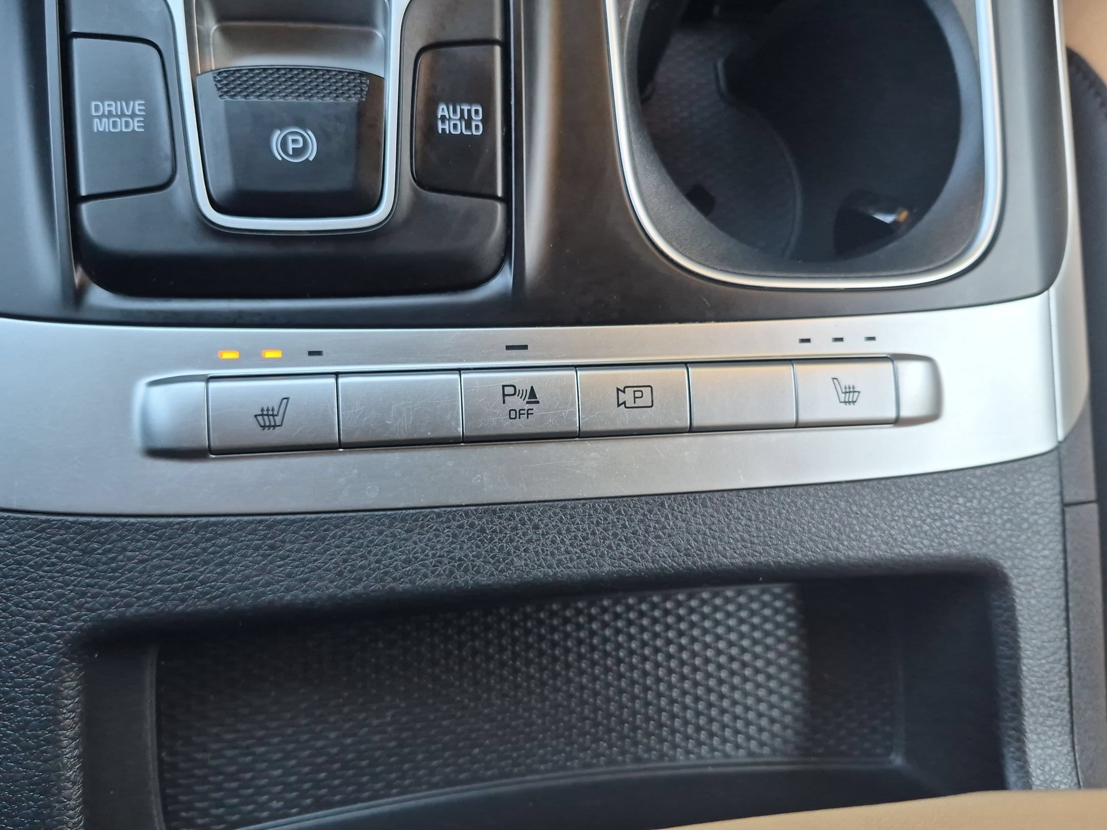 Used 2024 Kia Carnival LX FWD image 20