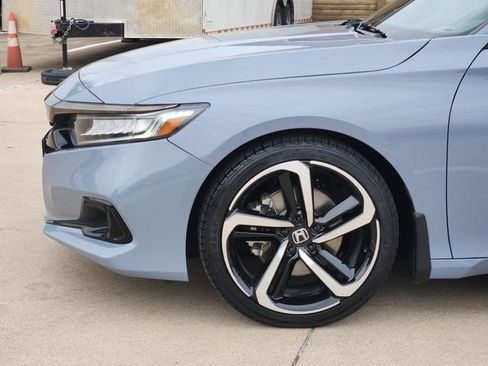 Used 2022 Honda Accord Sport image 15