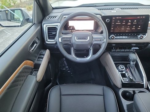 New 2026 GMC Canyon Denali image 12