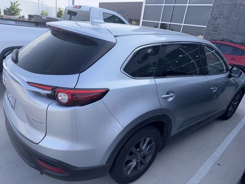 Used 2021 MAZDA CX-9 Touring FWD image 4