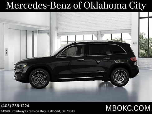 Used 2026 Mercedes-Benz GLB 250 image 36