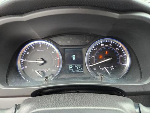 Used 2015 Toyota Highlander Plus FWD image 33