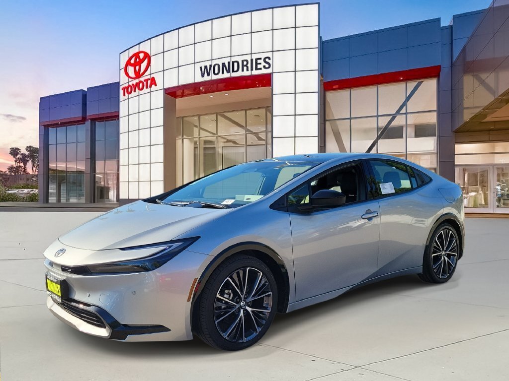 New 2027 Toyota Prius XLE FWD image 2
