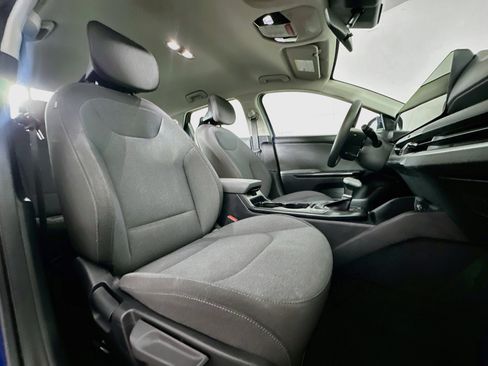 Used 2025 Kia K4 FWD image 29
