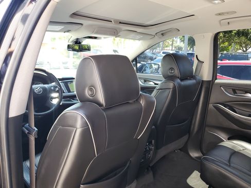 Used 2019 Buick Enclave Avenir w/ Avenir Technology Package FWD image 13