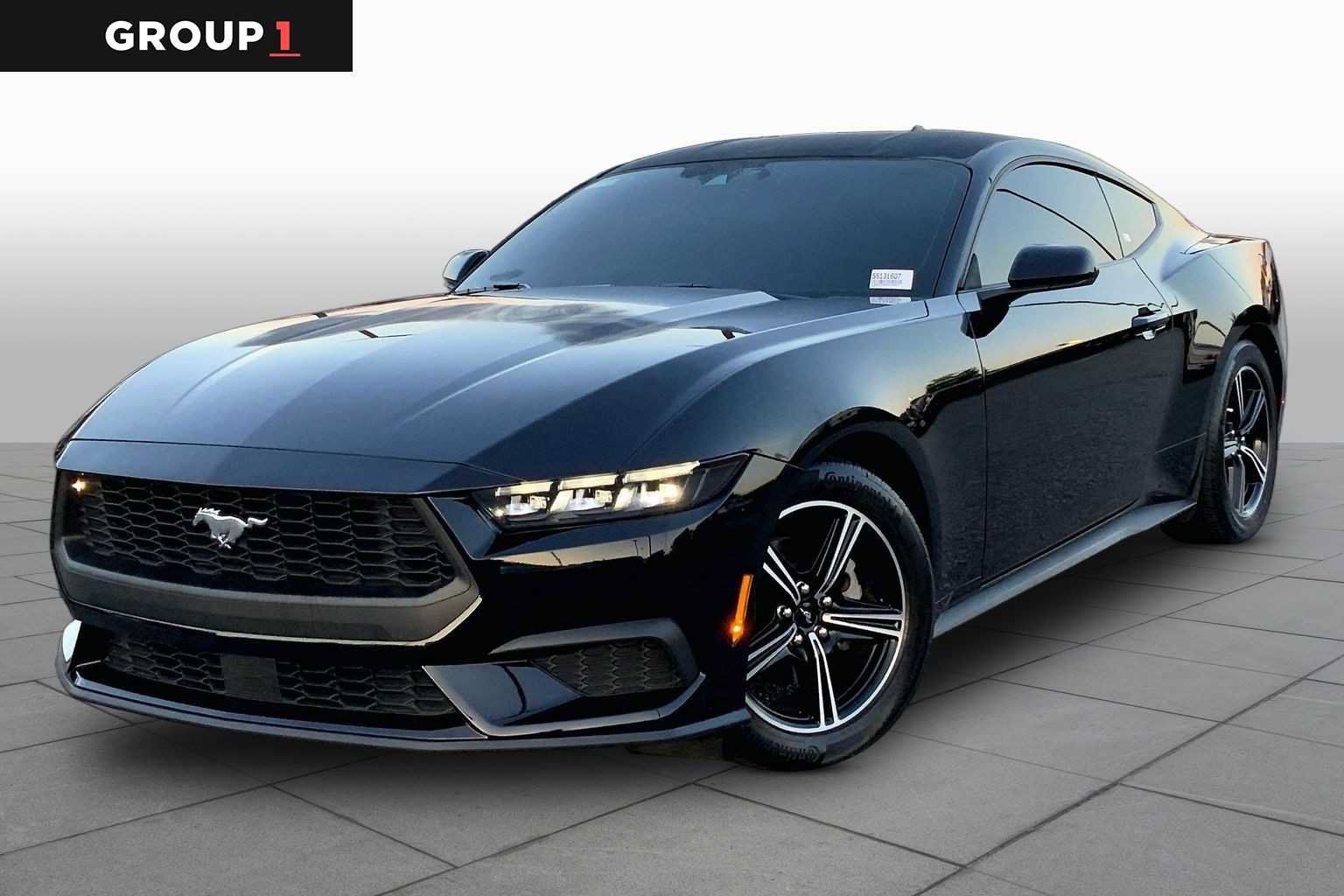 Used 2025 Ford Mustang Coupe RWD image 1
