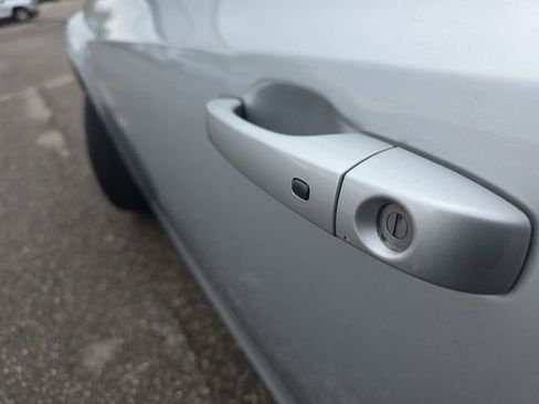 Used 2012 Chrysler 300 RWD image 27