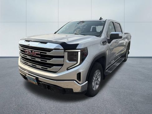 Used 2022 GMC Sierra 1500 SLE w/ LPO, GMC Protection Package AWD/4WD image 5