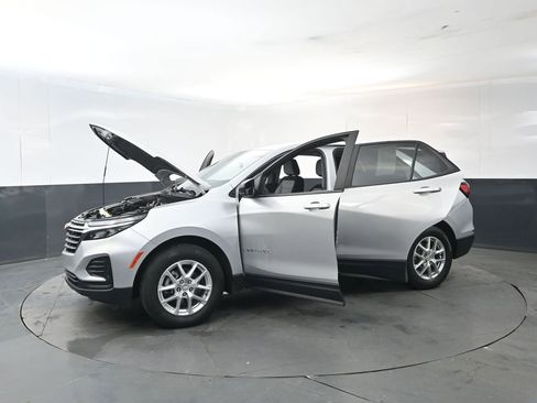 Used 2022 Chevrolet Equinox LS w/ LS Convenience Package AWD/4WD image 20