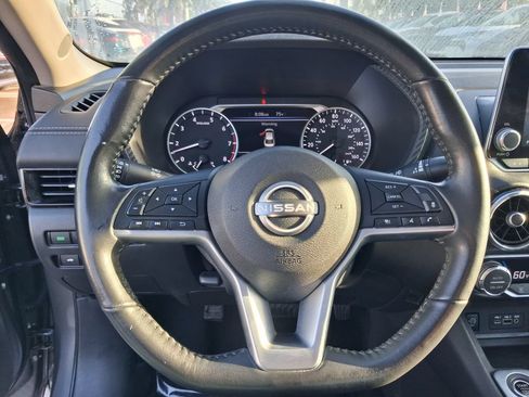 Used 2024 Nissan Sentra SV FWD image 20