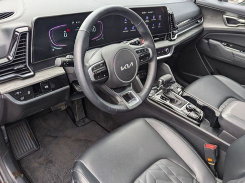 Used 2025 Kia Sportage X-Line w/ Premium Package image 4
