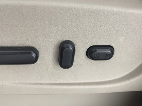 Used 2015 Ford Escape Titanium image 35