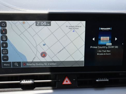 Used 2023 Kia Sportage EX FWD image 29