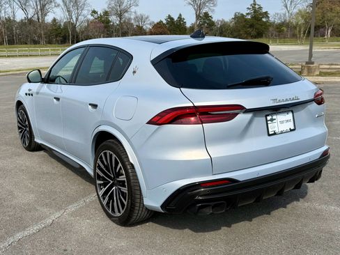 Used 2024 Maserati Grecale Trofeo AWD/4WD image 3